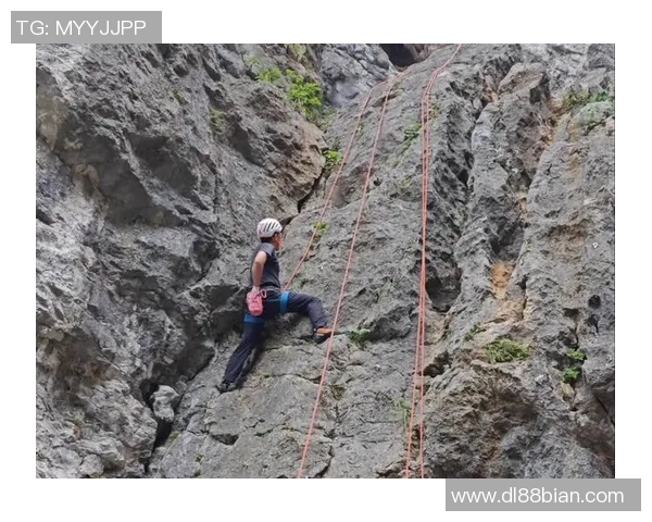 重庆攀岩队的意识与团队协作探讨：攀岩运动中的心理与策略分析